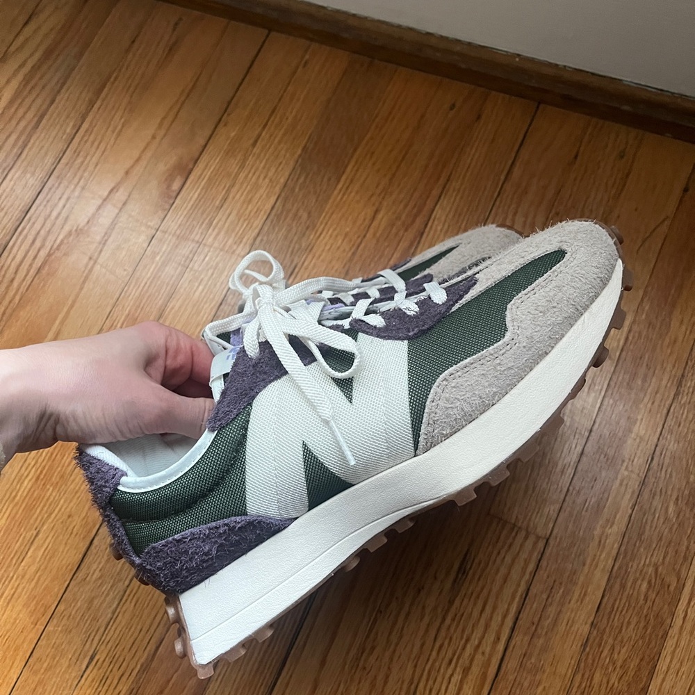 New Balance Women's Sneakers in Green and Purple